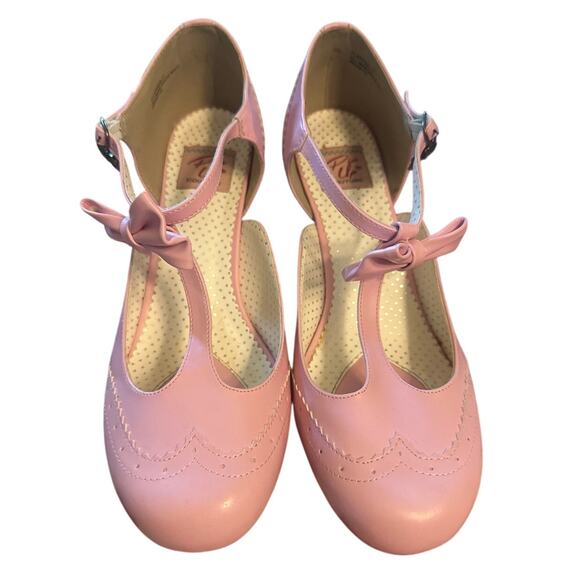 Women 11 Pinup Pin-Up Couture Flapper Pink T-Strap Kitten Heels Pumps Retro - Picture 2 of 10
